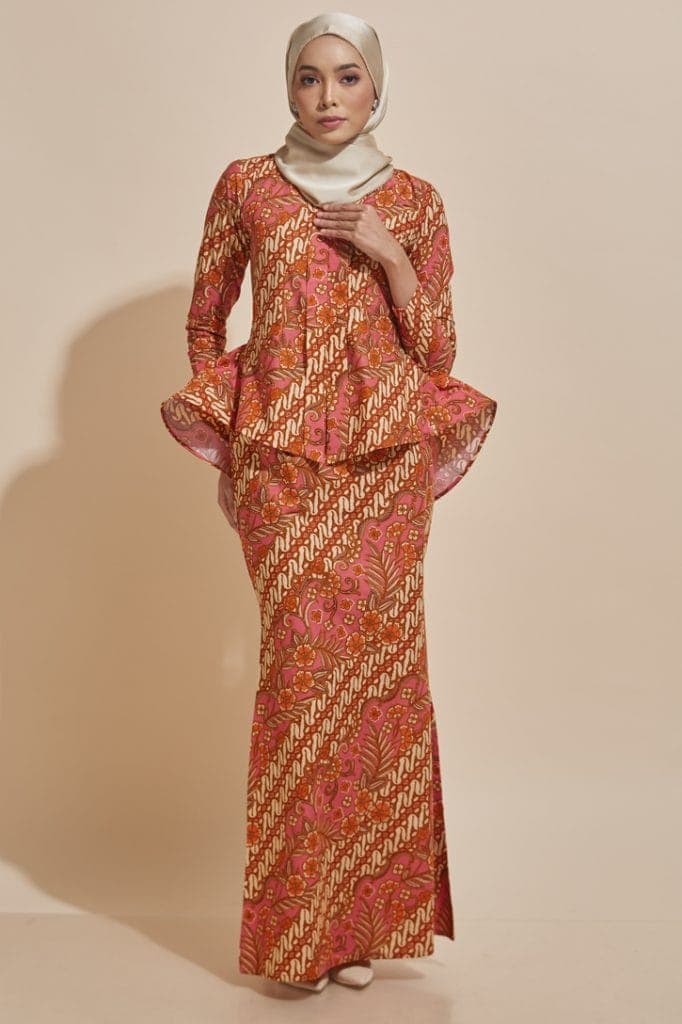 kebaya peplum