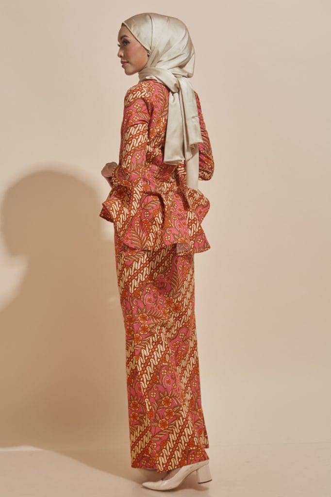 kebaya peplum
