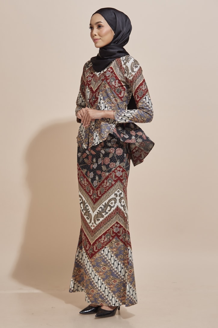 Kaisara Kebaya  Peplum Batik Code KS11 HABRA Fashion 