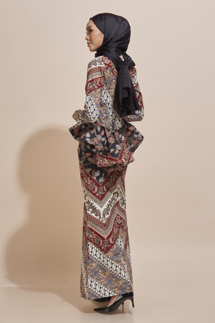 Kaisara Kebaya Peplum Batik Code KS11 HABRA Fashion 
