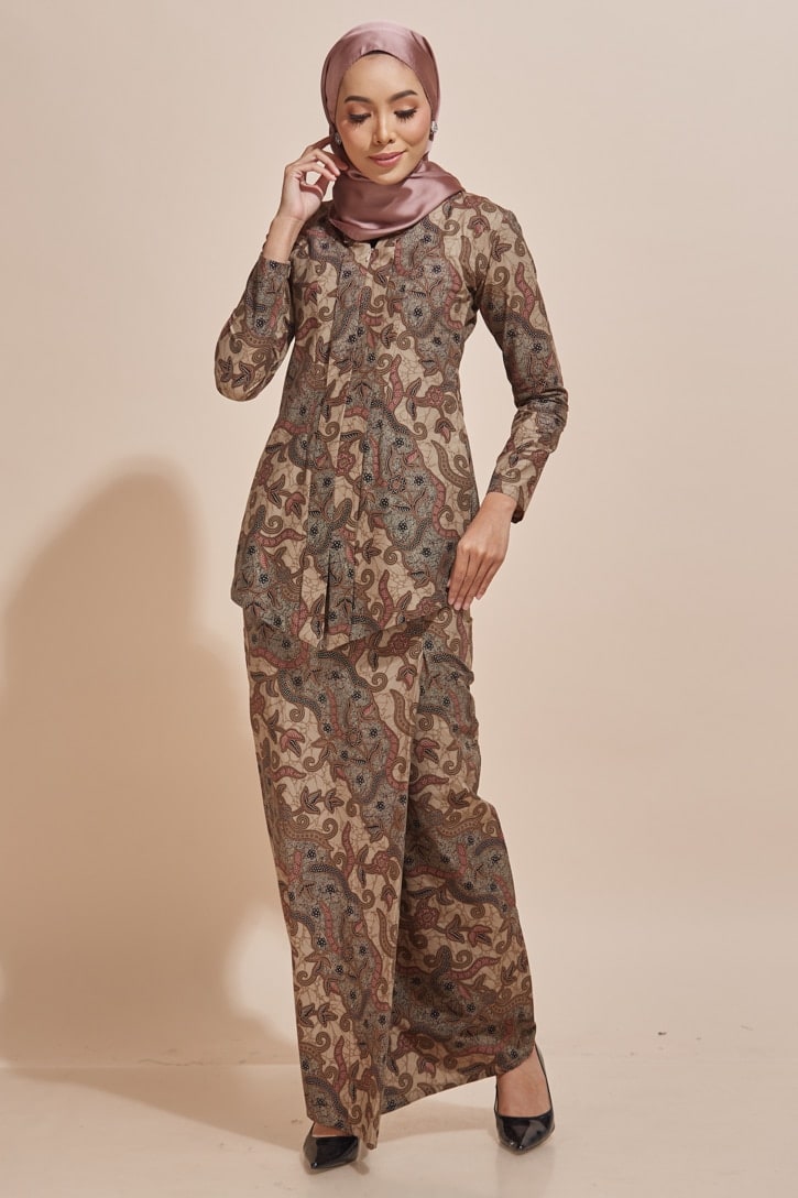 35+ Terbaik Untuk Baju Kebaya Batik Modern