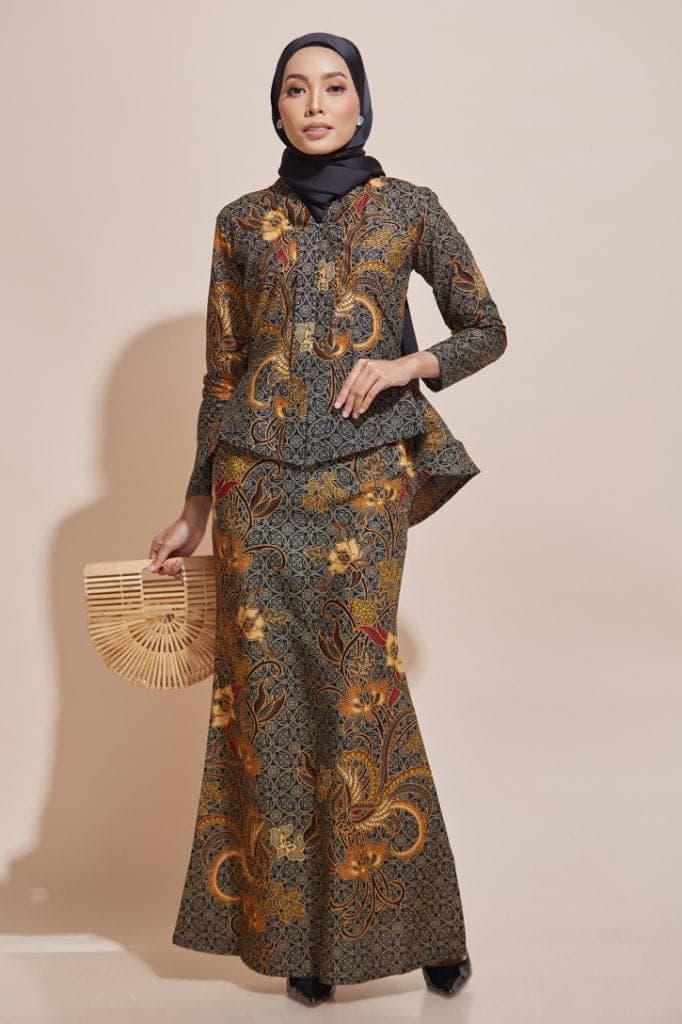 kebaya peplum