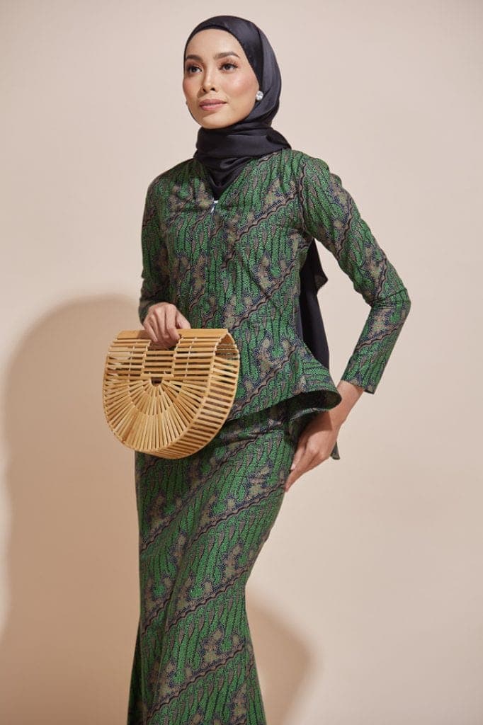 Kebaya Peplum Batik Kaisara Code Ks23 Habra Haute