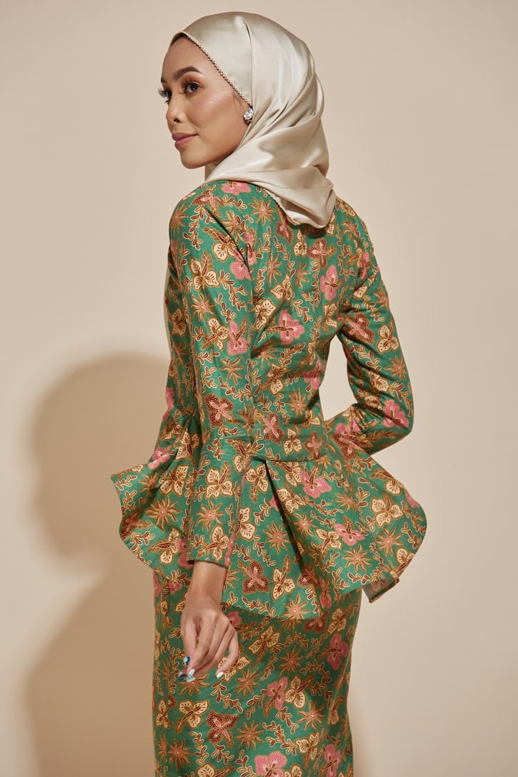 Kaisara Kebaya  Peplum Batik  Code KS30 HABRA Fashion 