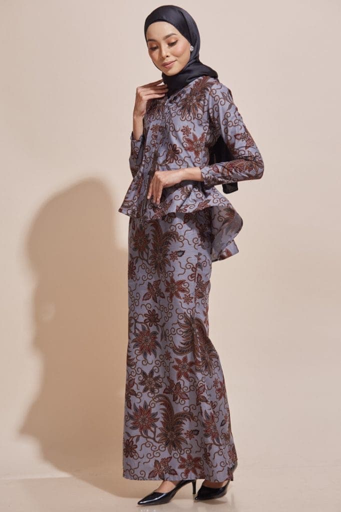 kebaya peplum