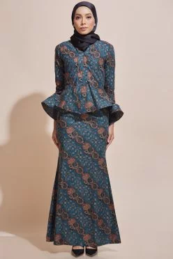 habra haute kebaya batik malaysia indonesia batik cotton kebaya moden kebaya peplum kebaya batik jawa kebaya batik modern kebaya nyonya kebaya batik 2019 kaisara kebaya batik ks35