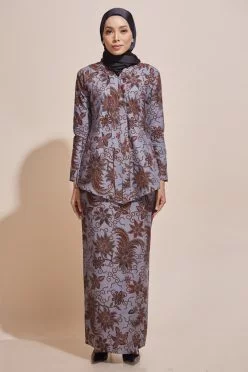 habra haute kebaya nyonya kebaya batik malaysia indonesia batik cotton kebaya moden kebaya peplum kebaya batik jawa kebaya batik modern kebaya batik 2019 kara kebaya batik kr69