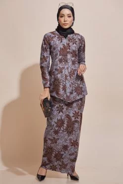 habra haute kebaya nyonya kebaya batik malaysia indonesia batik cotton kebaya moden kebaya peplum kebaya batik jawa kebaya batik modern kebaya batik 2019 kara kebaya batik kr69