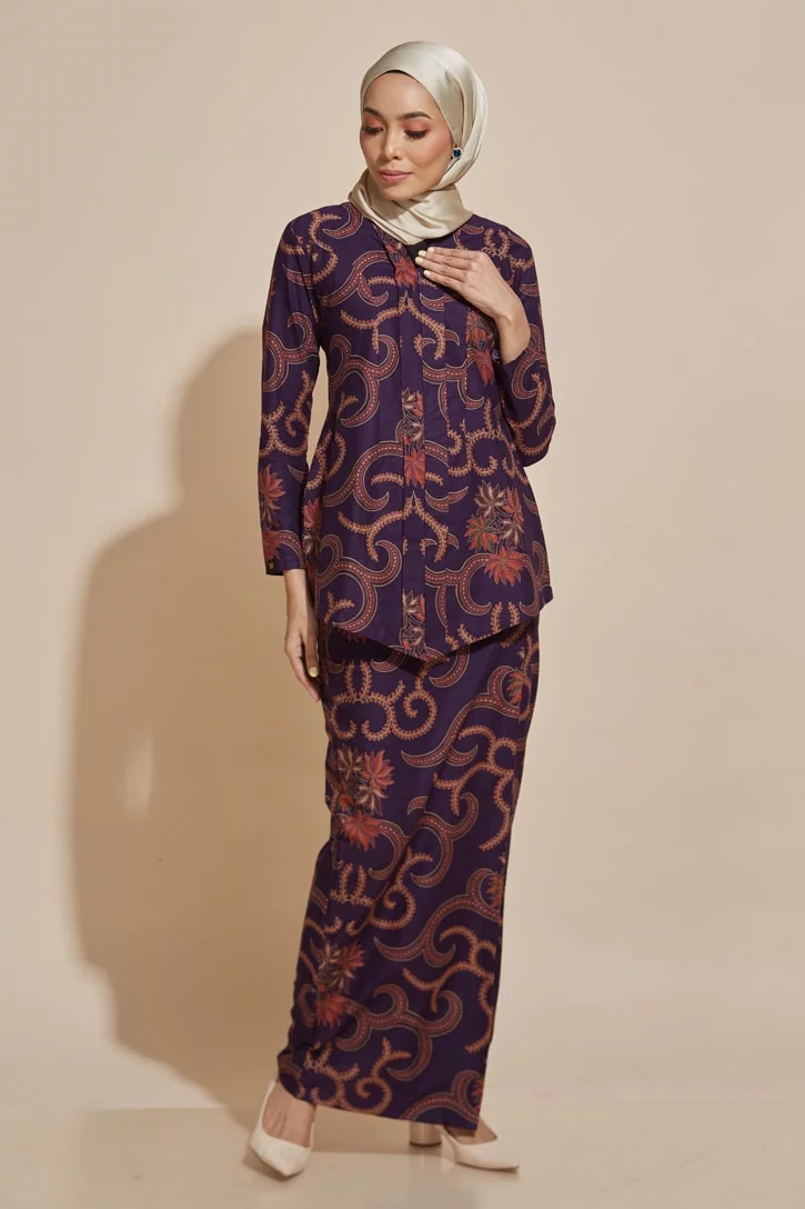 habra haute kebaya nyonya kebaya batik malaysia indonesia batik cotton kebaya moden kebaya peplum kebaya batik jawa kebaya batik modern kebaya batik 2019 kara kr87