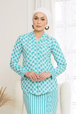 Baju Kebaya Batik Baju Kebaya Moden Kebaya Nyonya Kebaya Riau Kebaya Ruffle Habra Haute Dahlia Kebaya Blue