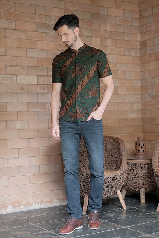 ML06 kemeja batik cekak musang kemeja lelaki batik sedondon raya 2020 batik malaysia indonesia kemeja hijau